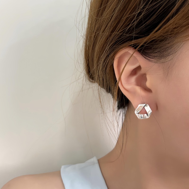 Linglang S925 Stud Earrings Dainty Sterling Silver Earrings Minimalist Hypoallergenic Earrings
