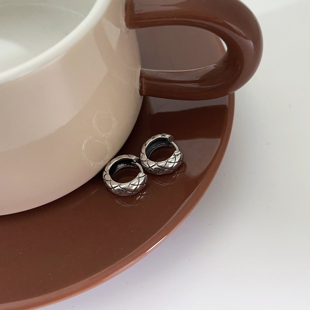 Linglang S925 Silver Hoop Earrings Minimalist Earrings Jewelry for Girls Dainty Hypoallergenic Earrings