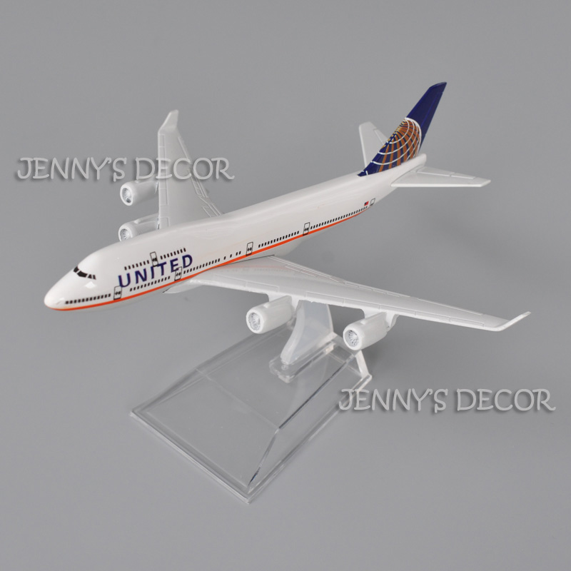 1:400 Scale Diecast Metal Plane Model Toy Boeing 747 United