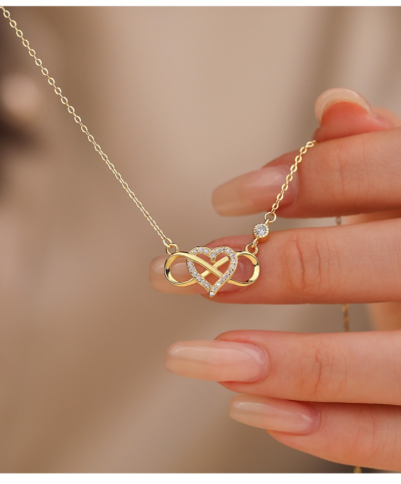 Sterling silver light luxury zircon love necklace niche Mobius collarbone chain_voghion.com