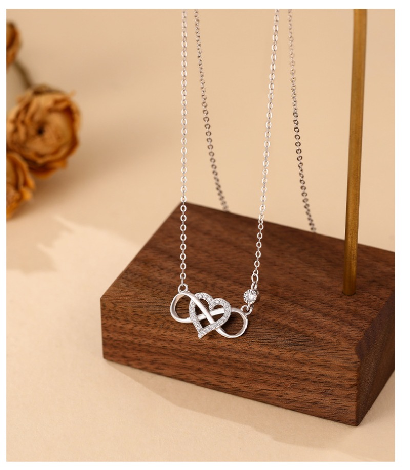 Sterling silver light luxury zircon love necklace niche Mobius collarbone chain_voghion.com