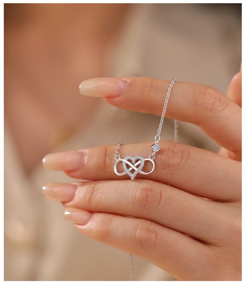 Sterling silver light luxury zircon love necklace niche Mobius collarbone chain_voghion.com