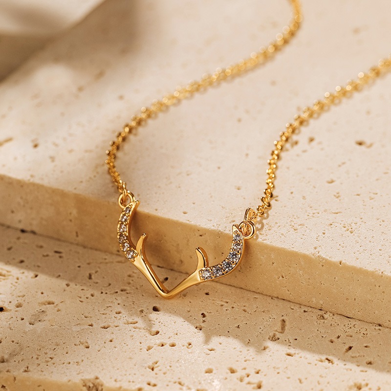 Gold Plated Pentagram Necklace And Snowflake Zircon Earring Set_voghion.com