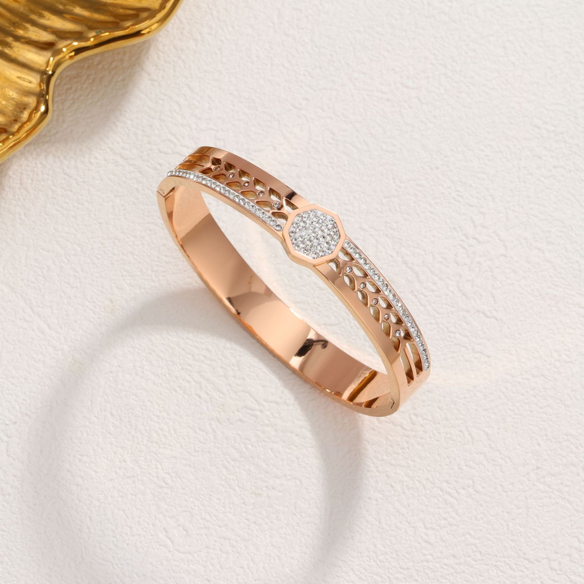 Titanium Steel Bangle Bracelet Unisex Trendy Stainless Steel_voghion.com