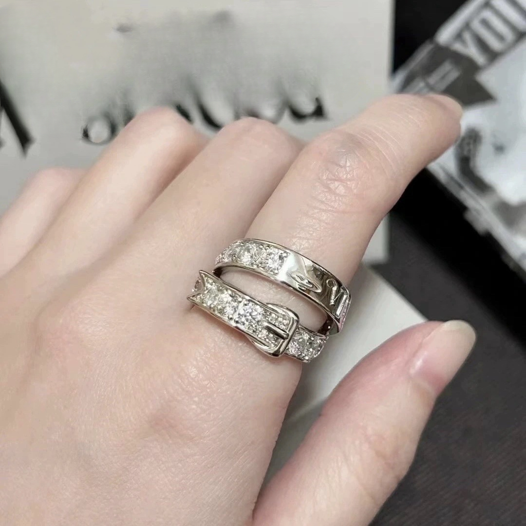 Sweet and cool double leather head sparkling diamond ring, light luxury couple ring, fashion and versatile ring_voghion.com