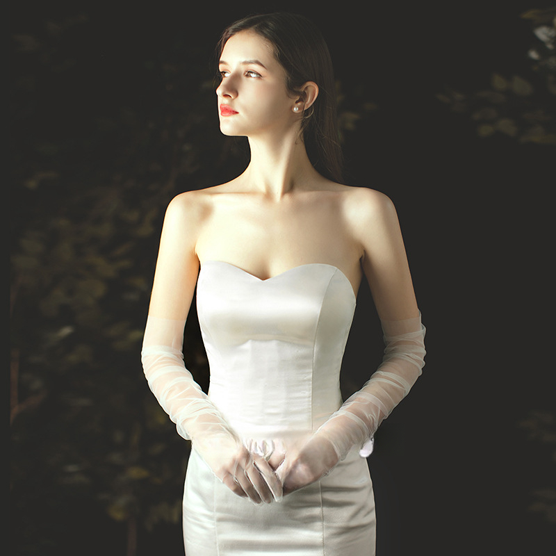 DIY Tüll schlichtes Brautkleid schwarz-weiß-rote Performance-Jahresgala Cos transparente Damen lange Handschuhe_voghion.com