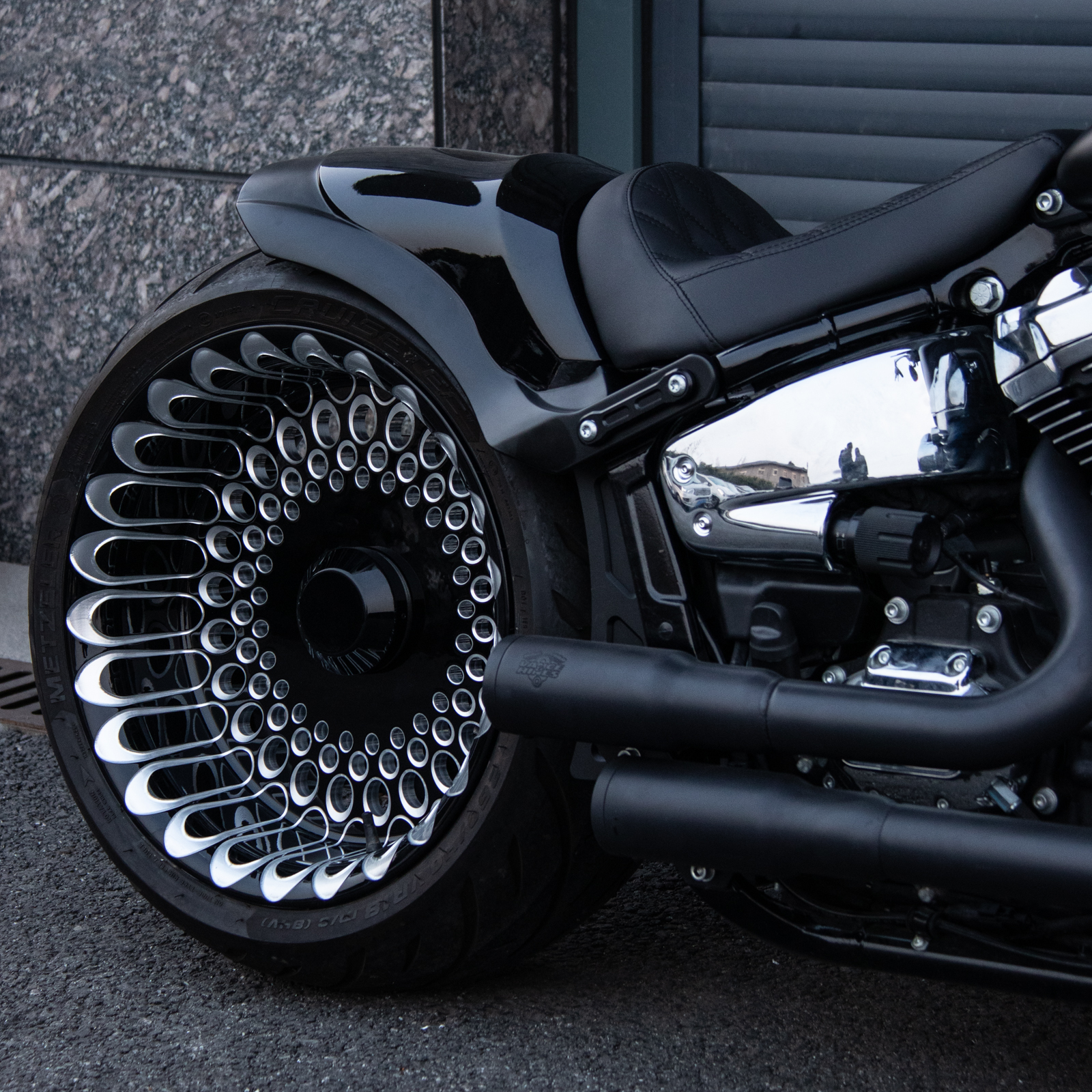Hoprousa 2018-2021 Harley Fatboy Breakout Single-side Hoprousa 2018-2021 Harley Fatboy Breakout Single-side