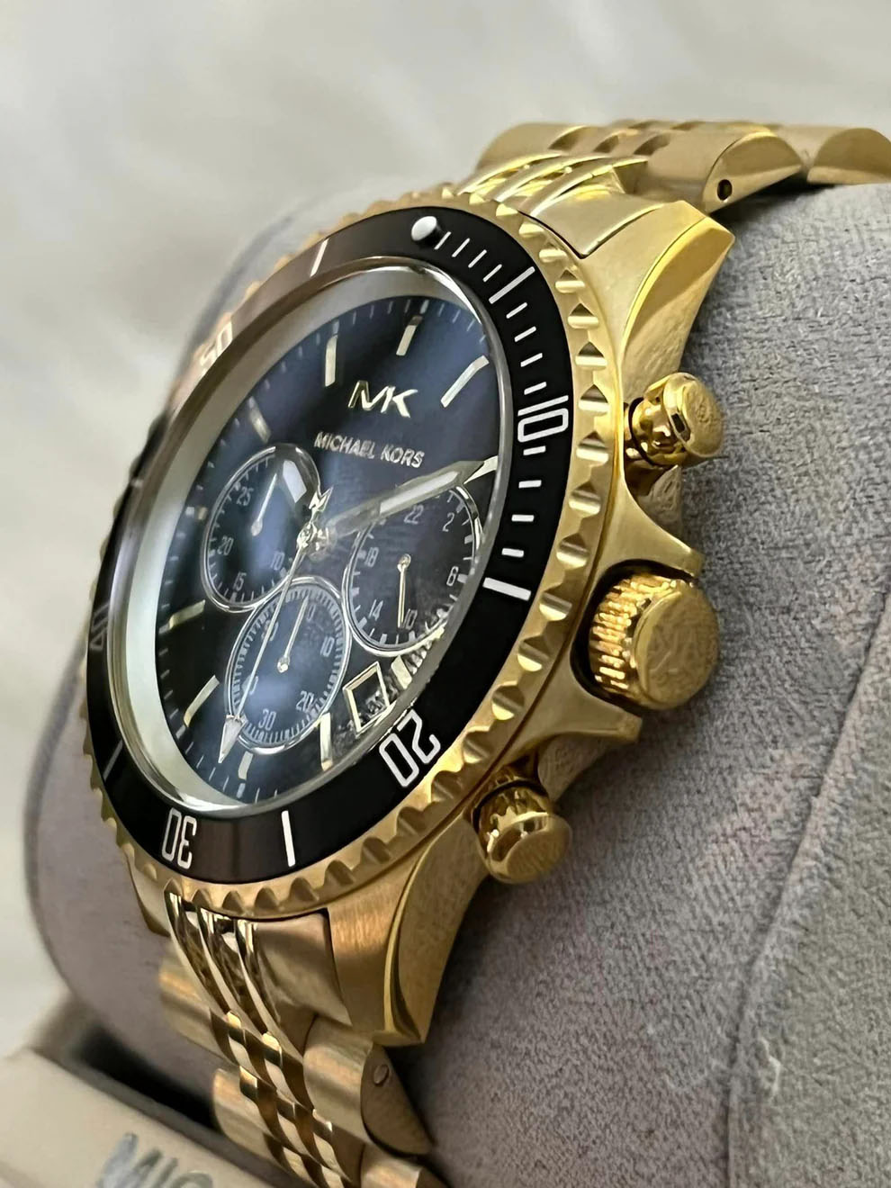 Brand New MICHAEL KORS MK8726 MEN'S WATCH BAYVILLE