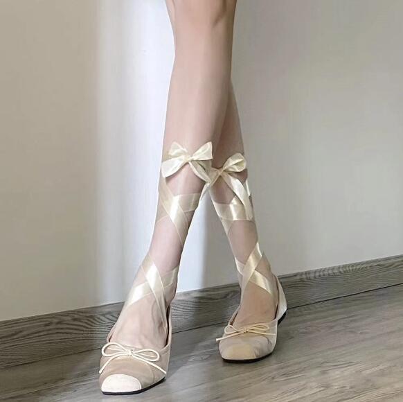 フラットシューズ DOUCAL'S Woman Ballet flats White DD8778MAENUZ246 NW00 Women's leather ballet flat | white - Doucal's