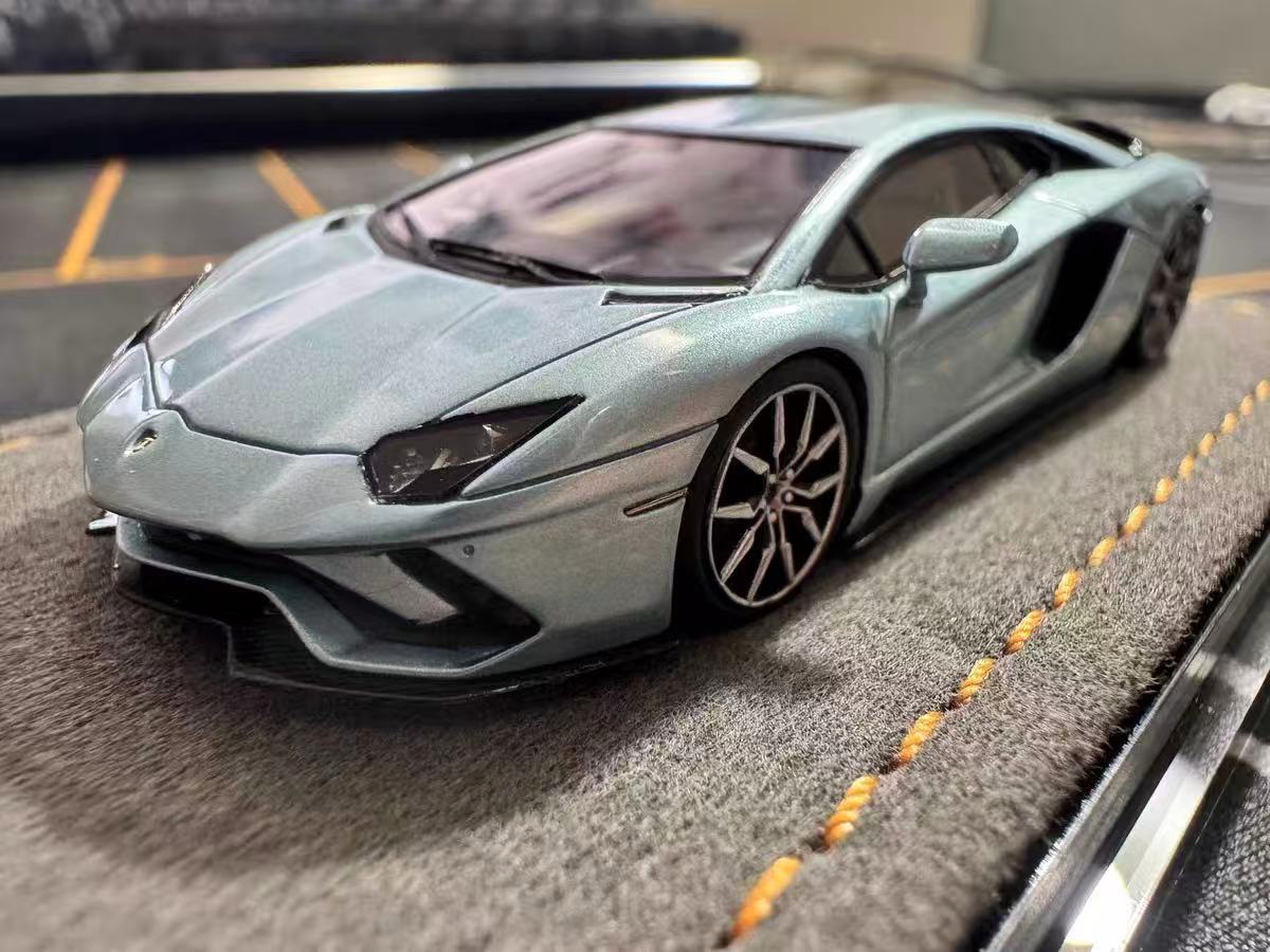 GOD'WEALTH 1/64 ランボルギーニ アヴェンタドールS s-l1600.jpg