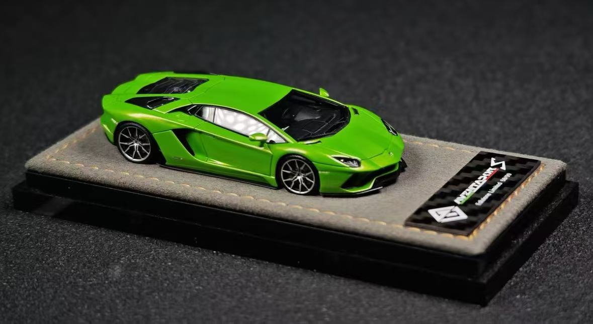 GOD'WEALTH 1/64 ランボルギーニ アヴェンタドールS s-l1600.jpg