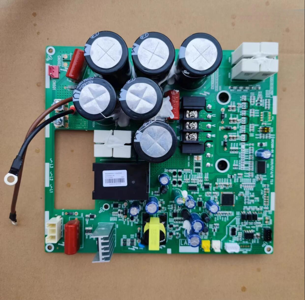 ARiページ 05 06 Nissan Altima MEC85-522 A1 Computer Engine Control ECU