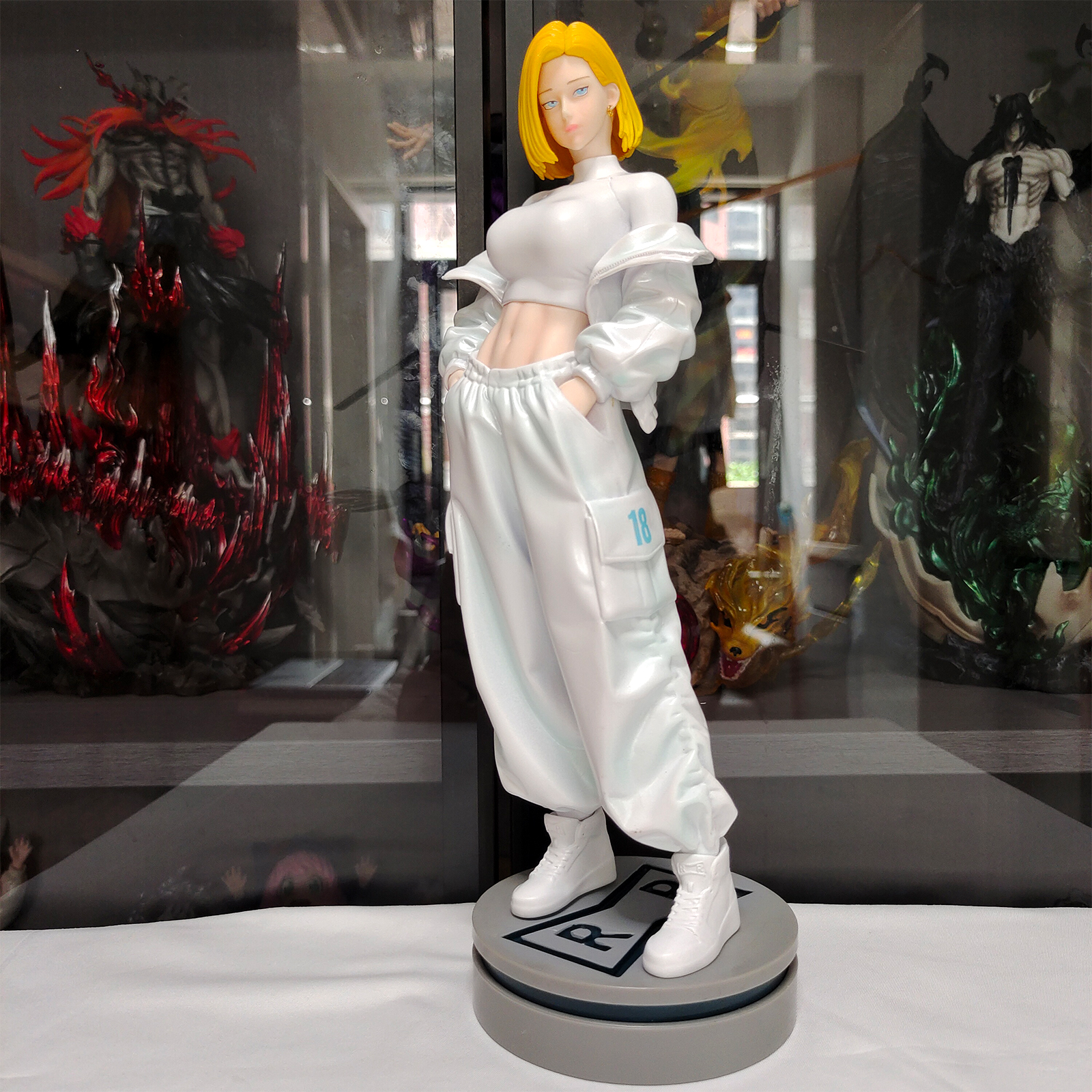 Dragon Ball - Android 18 Bishoujo 1/6 Scale Statue Desktop Display