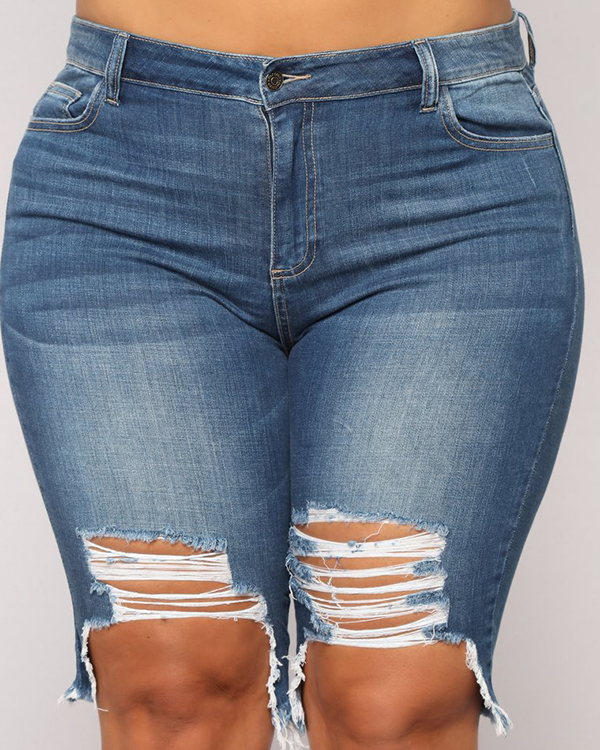 US$ 33.90 - Plus Size Plain Zipper Skinny Ripped Shorts - www.wokeep.com