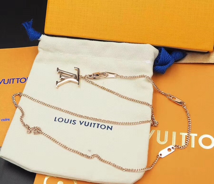 Wholesale With Box Necklace Luxury S Fashion Women Necklace Designer S Lovely P2 Louis Vuitton S ...