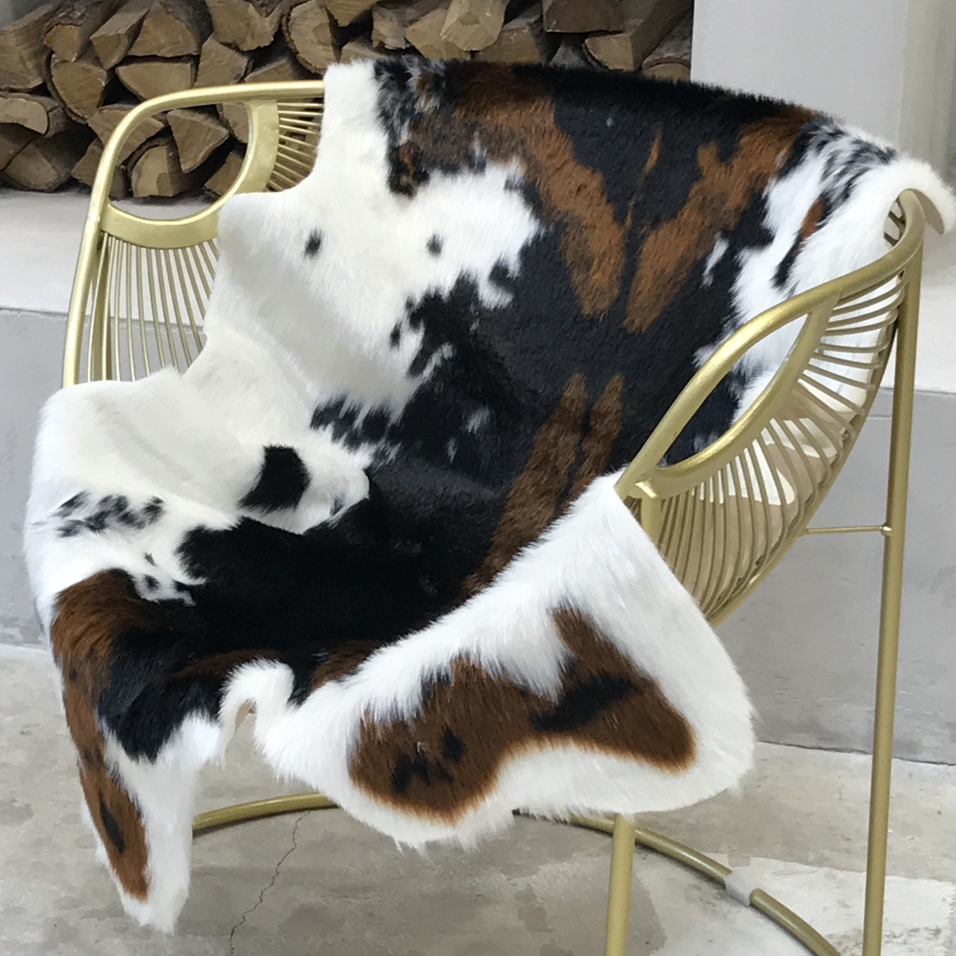 Kuhfell Teppich Fellimitat Rinderfell Kunstfell Wanddeko Cowhide Fellteppich