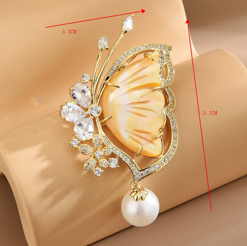 New Shell Butterfly Brooch Pins for Women Fashion Dress Coat Brooches Pin Copper Alloy Inlaid Zircon Corsage Jewelry/