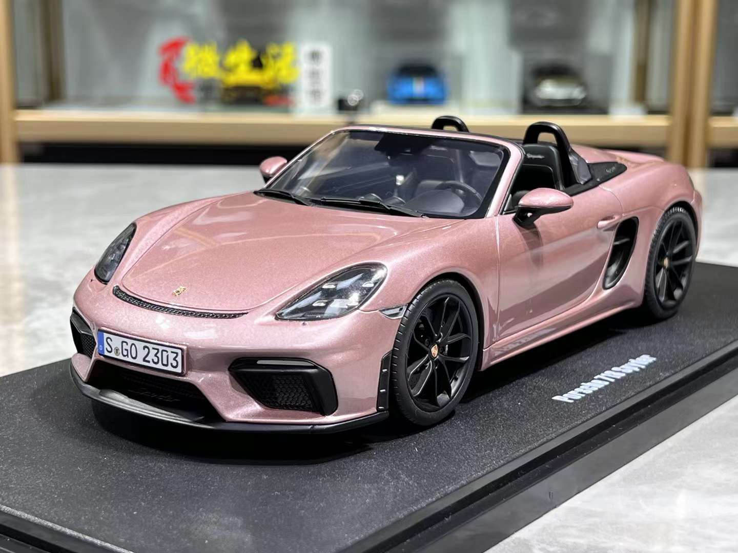 1:18 2020 Porsche 718 (982) Boxster Spider -- Crayon Grey