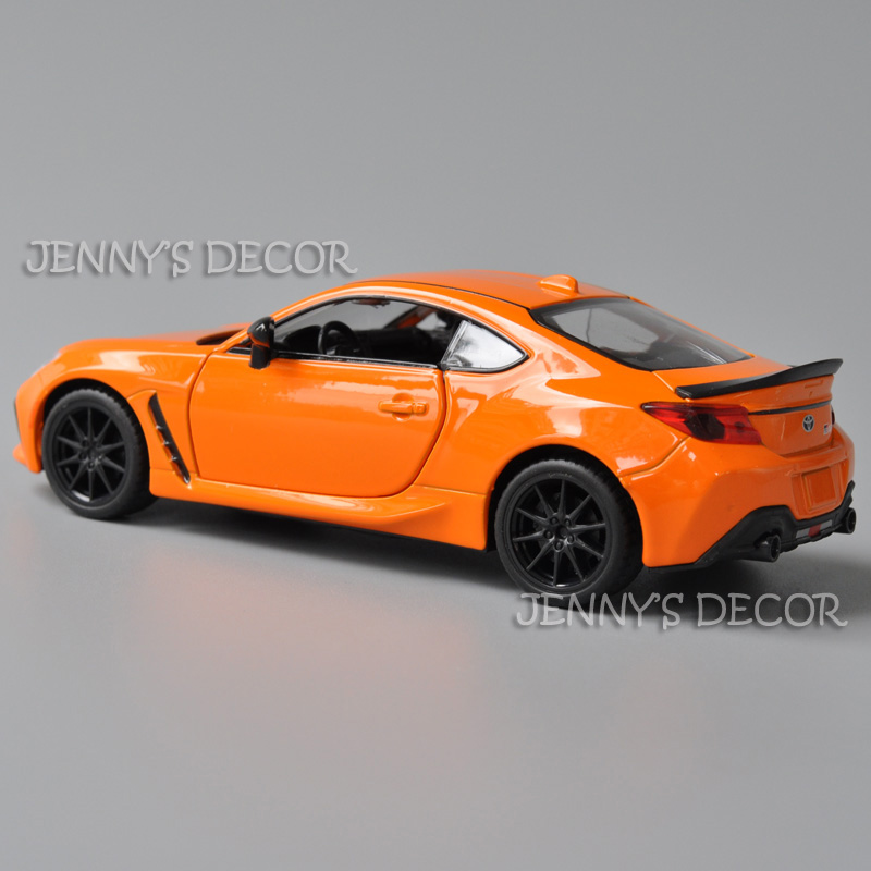 1:28 Scale Diecast Metal Toyota GR86 Model Car Toys Pull Back